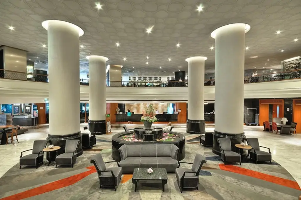 Бангкок: Narai Hotel (SHA Extra Plus)