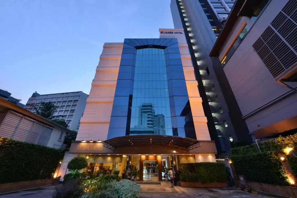 Бангкок: St. James Hotel