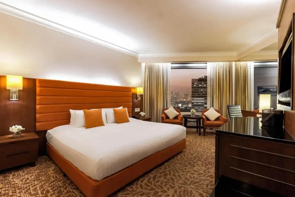 Бангкок: Rembrandt Hotel and Suites Bangkok