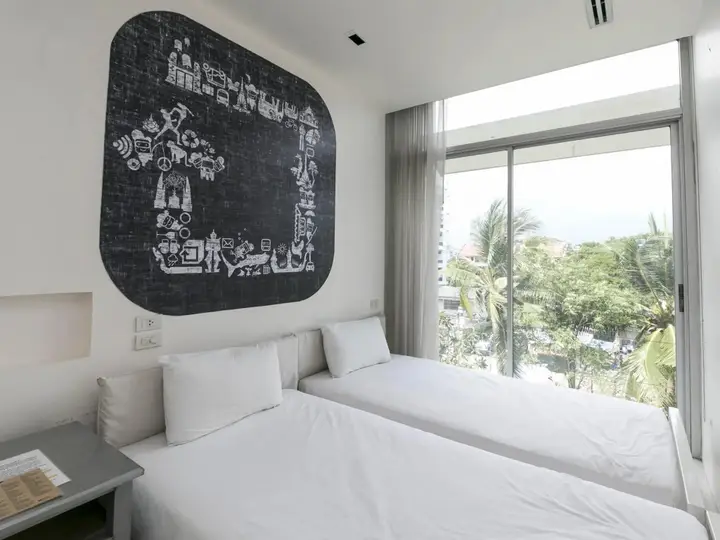 Бангкок: Refillnow! Hostel