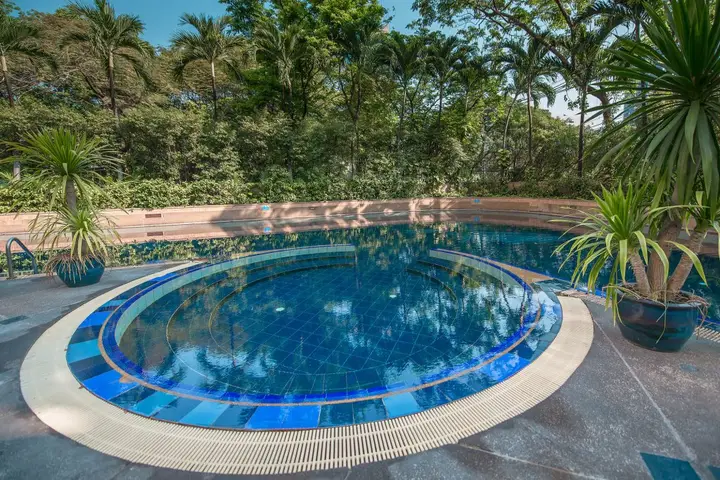Бангкок: Pantip Suites Sathorn