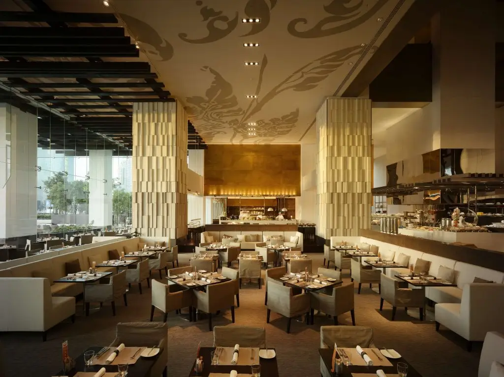 Бангкок: Millennium Hilton Bangkok