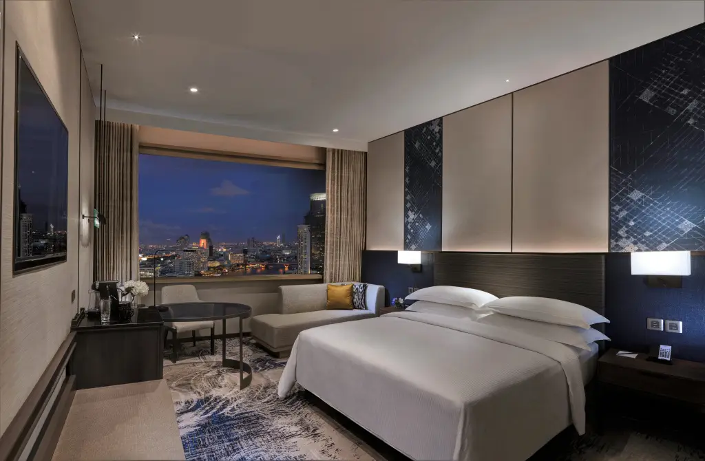 Бангкок: Millennium Hilton Bangkok