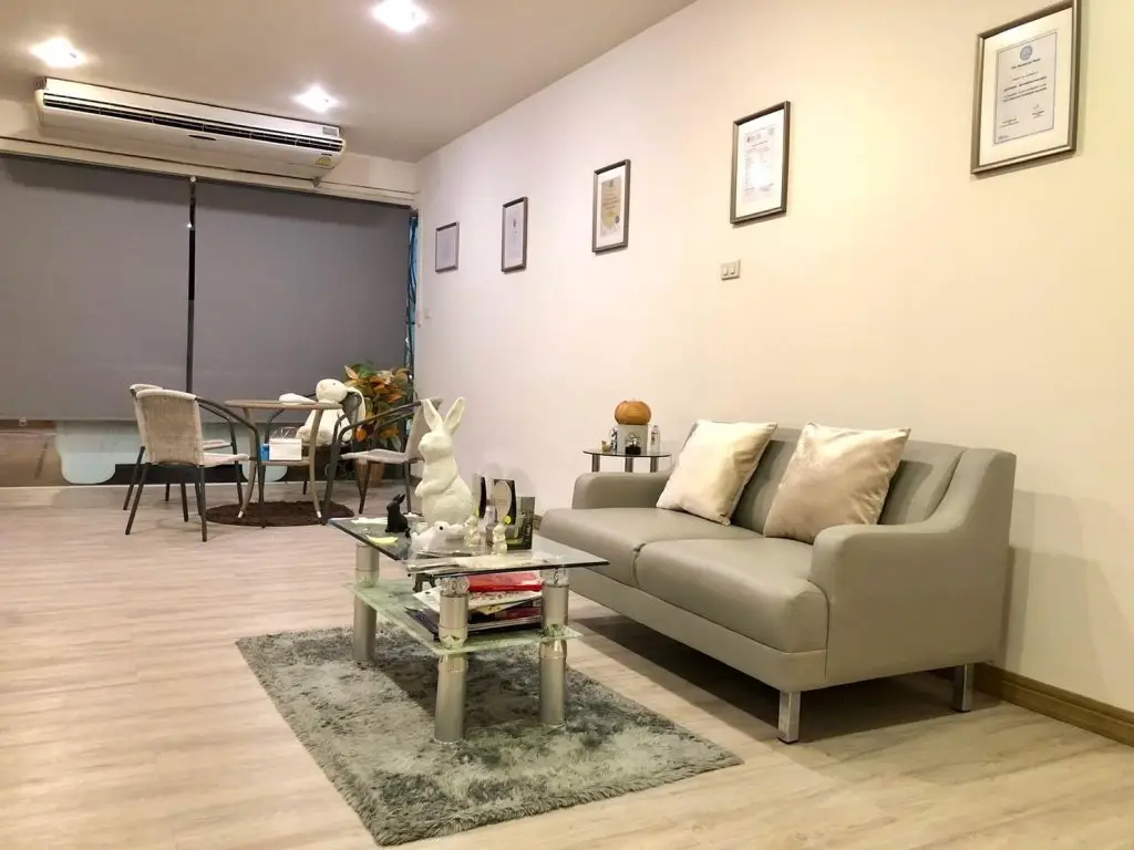 Пхуттхамонтхон: 24 Poshtel Salaya