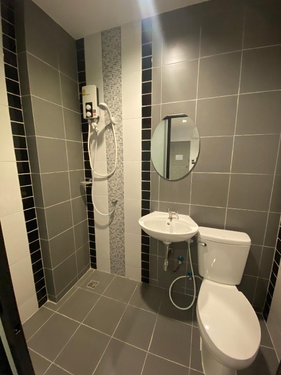 Лам-Лук-Ка: Newman Hotel Donmuang