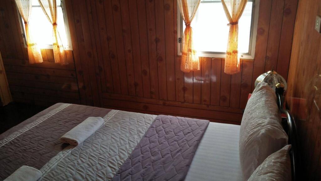 Трат: Sangjun Guesthouse