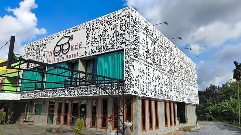 Лансака: Phooree Boutique Hotel โรงแรมภูรีบูธีค
