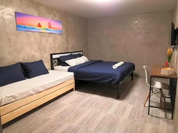 Лансака: Phooree Boutique Hotel โรงแรมภูรีบูธีค