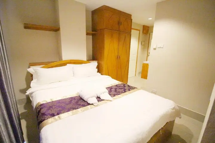 Бангкок: Lee Place Phatthanakan Condo