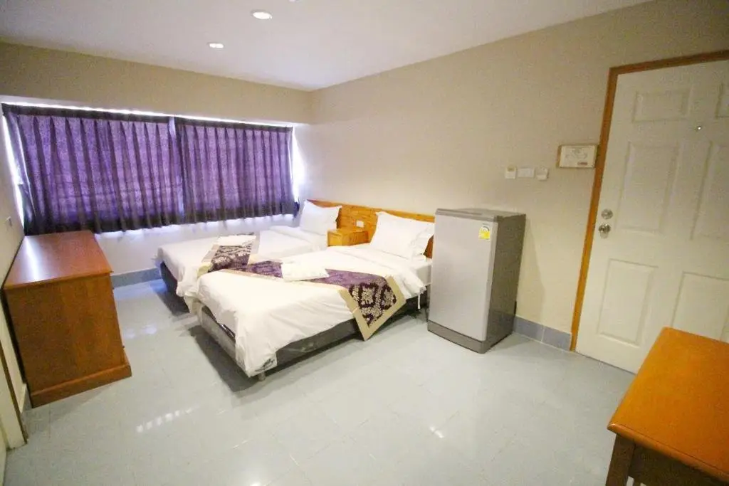 Бангкок: Lee Place Phatthanakan Condo