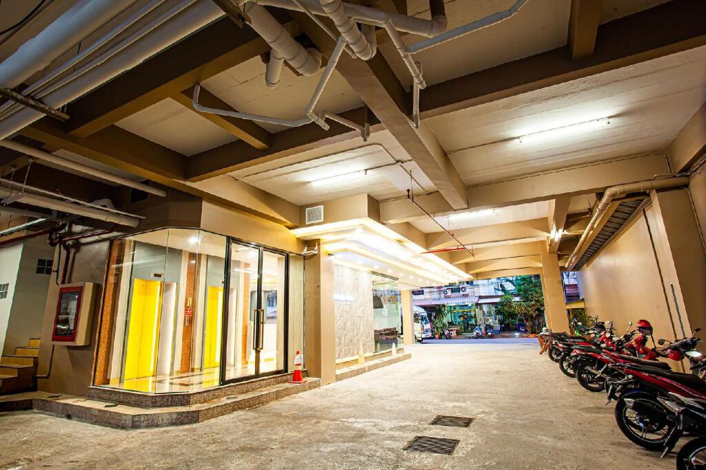 Chudchada Place — фото 1
