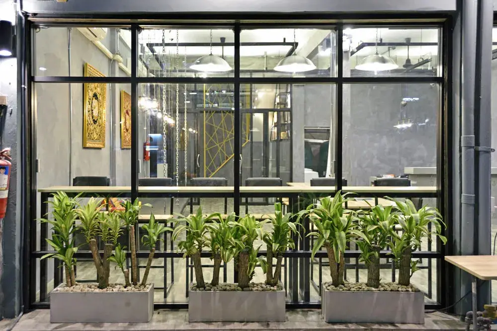 M Gray Hostel & Cafe — фото 1
