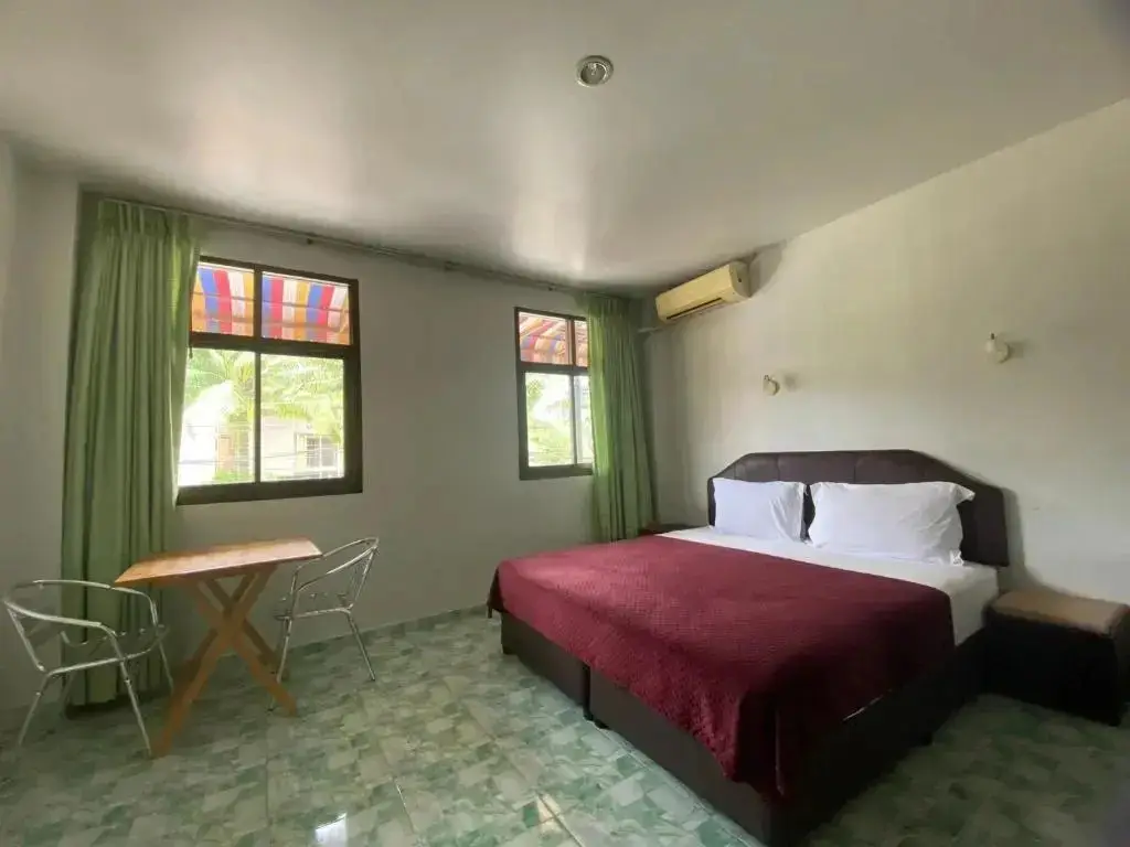 Као Лак: The Sandy House Khaolak