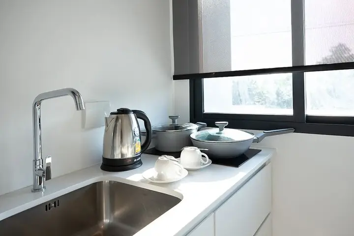 Кату: Studio Central Hillview A901