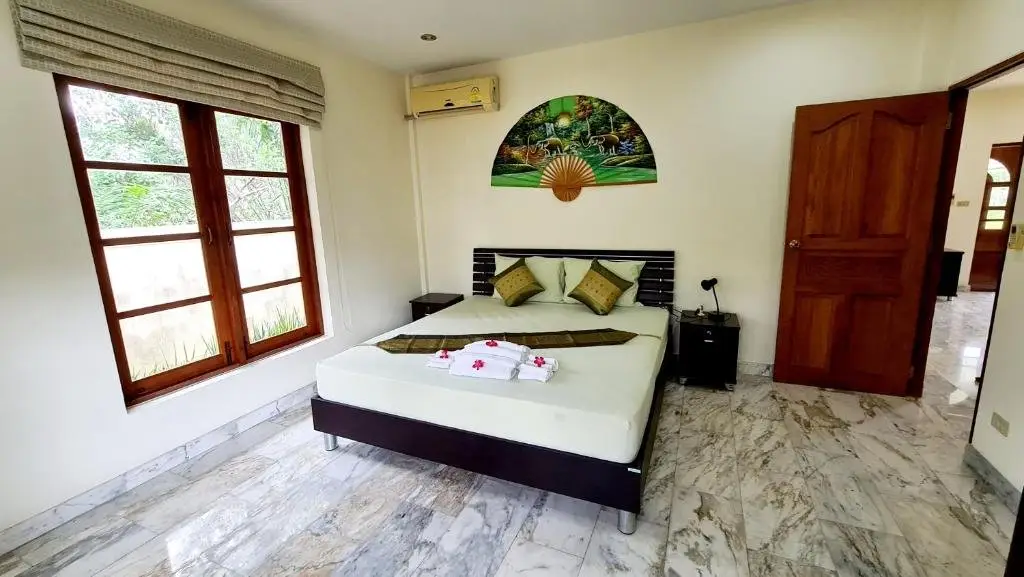 Чаам: Room in Bungalow - Schönes Bungalow mit Gemeinschaftichem Außenpool und 2km vom Sandstrand Enfernt