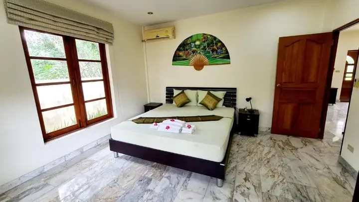 Чаам: Room in Bungalow - Schönes Bungalow mit Gemeinschaftichem Außenpool und 2km vom Sandstrand Enfernt