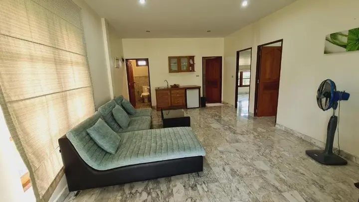 Чаам: Room in Bungalow - Schönes Bungalow mit Gemeinschaftichem Außenpool und 2km vom Sandstrand Enfernt