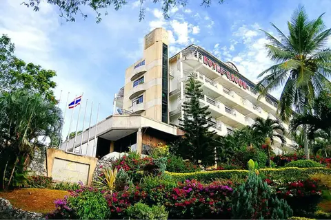 Royal Crown Hotel & Palm Spa Resort — фото 1