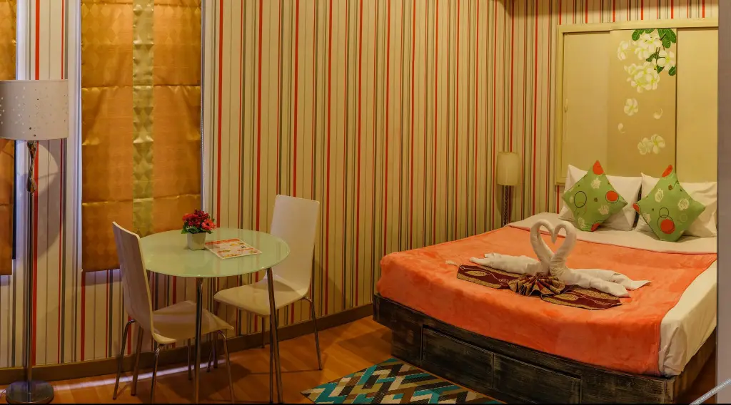 Кату: The Shades Boutique Hotel Patong Phuket