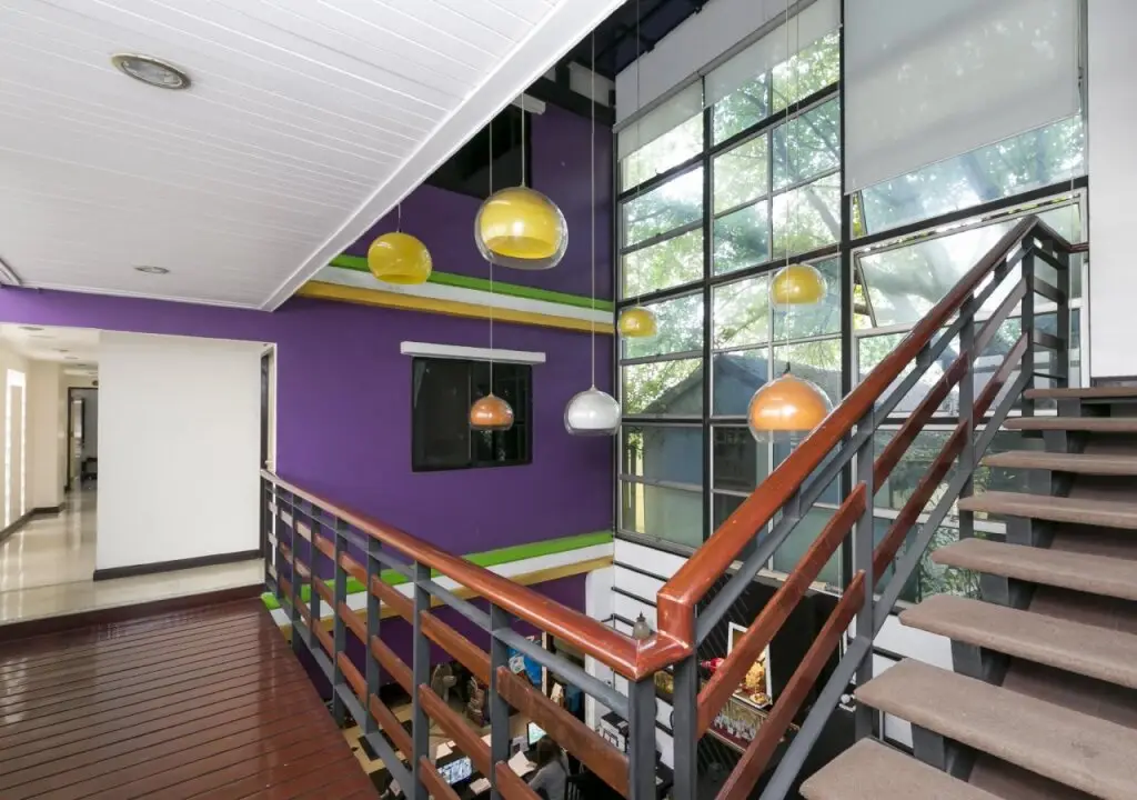 Бангкок: Erawan House