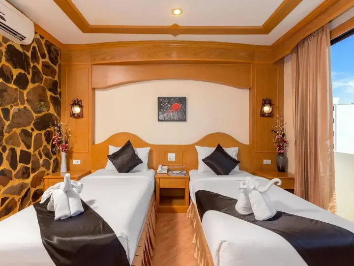 Кату: Chang Club Hotel