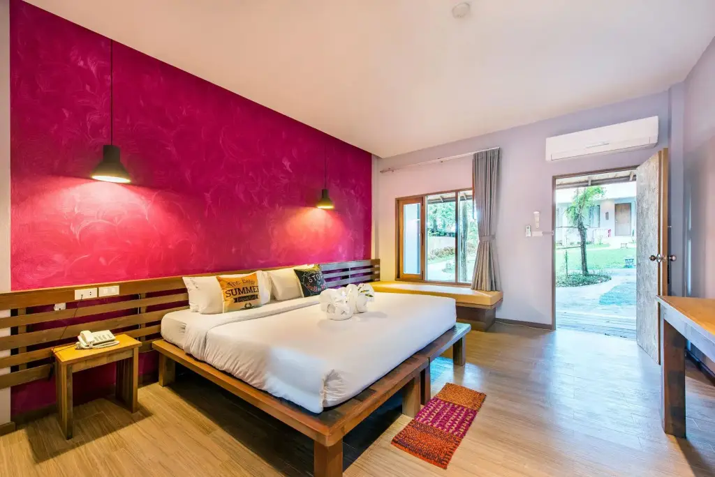 Ко Самет: Bar and Bed