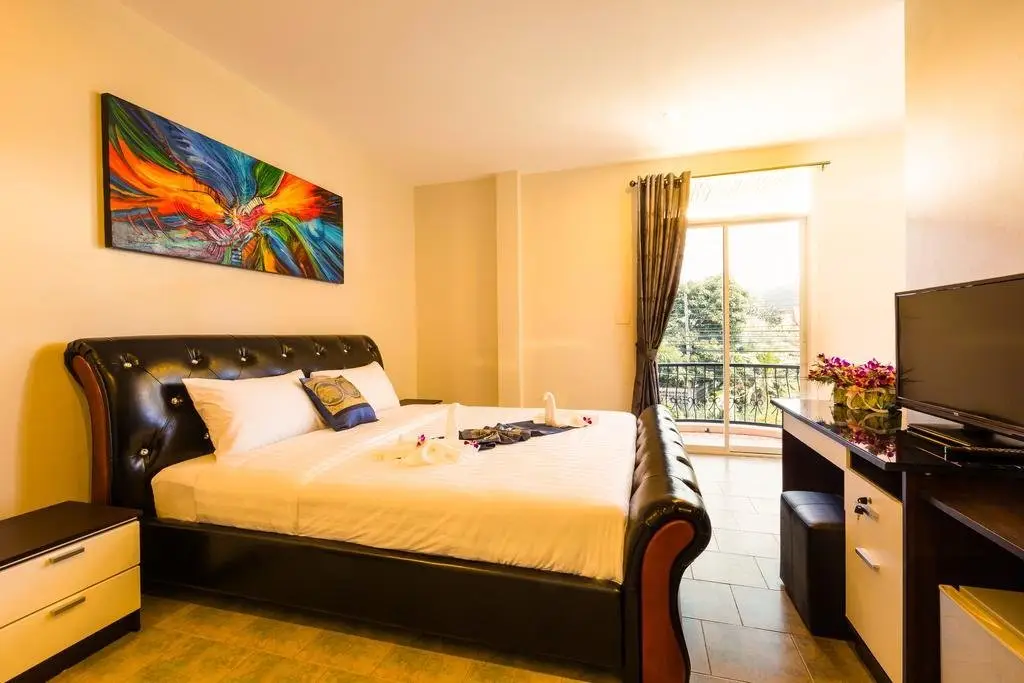 Камала Бич: Bianconero Resort