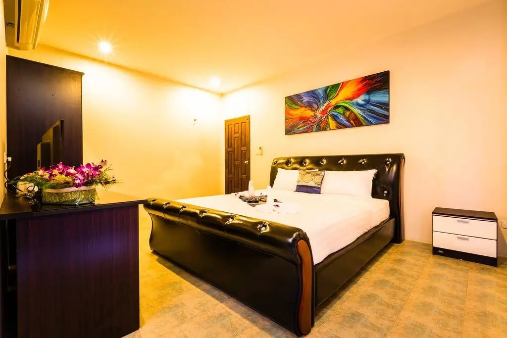 Камала Бич: Bianconero Resort