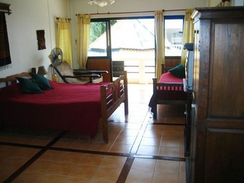 Мэй-Хаад-Бэй: Sea Lodge Koh Tao