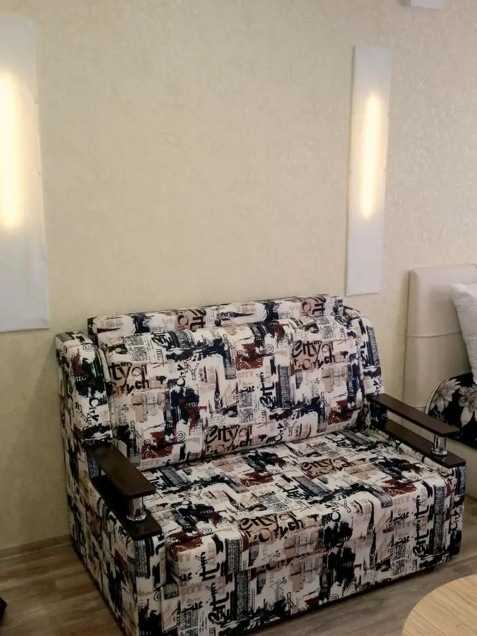 Новосибирск: Studio on Viktora Usa 4