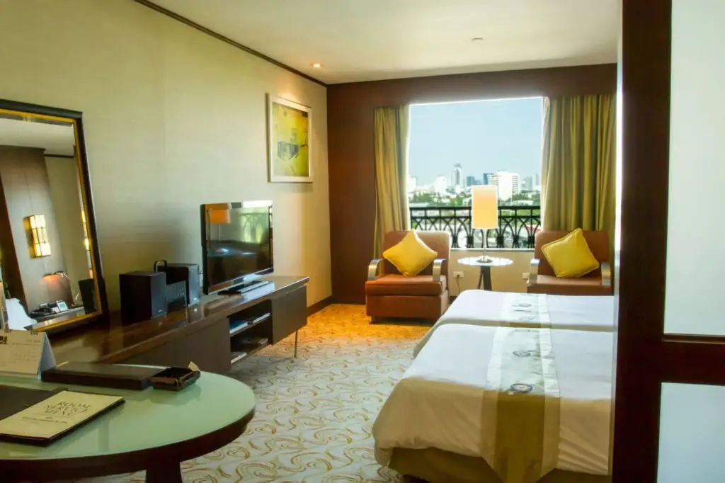 Бангкок: Davis Bangkok