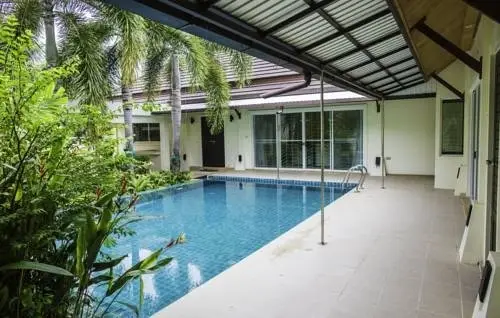 Муанг: Nai Harn Pool Villa