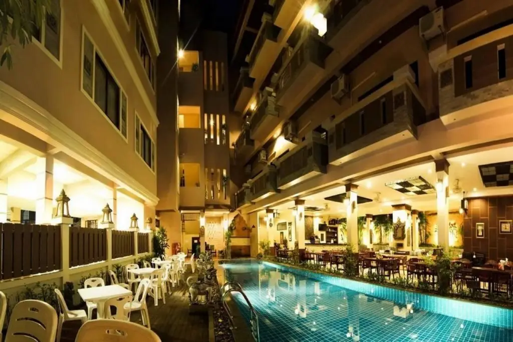 Кату: Seeka Boutique Resort - Relaxing Stay - Balcony, Pool & Near Beach