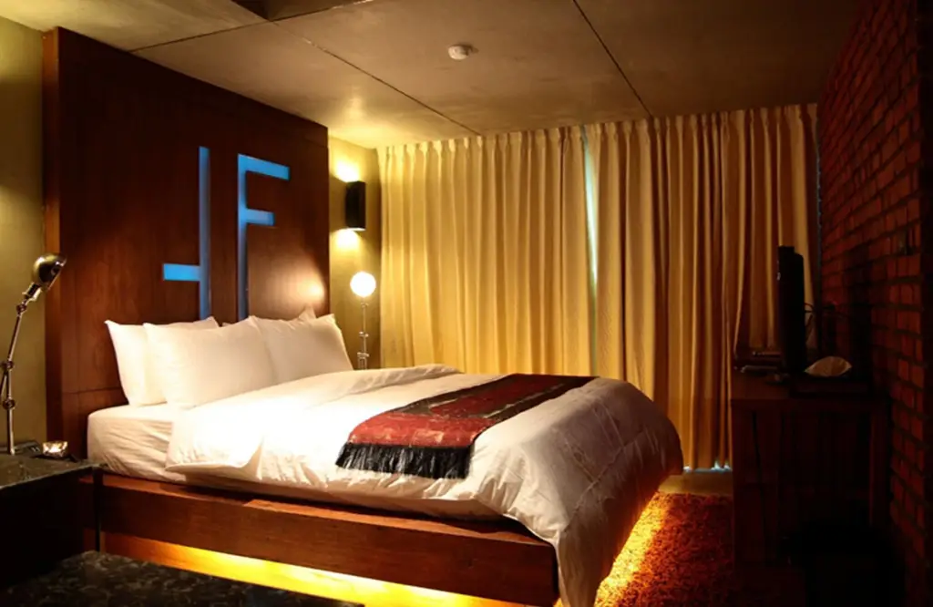 Бангкок: The Fusion Suites