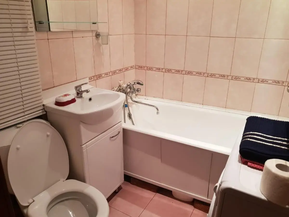 Новосибирск: Apartment on Red Avenue Dostoevskogo