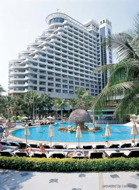Hilton Hua Hin Resort & Spa — фото 1