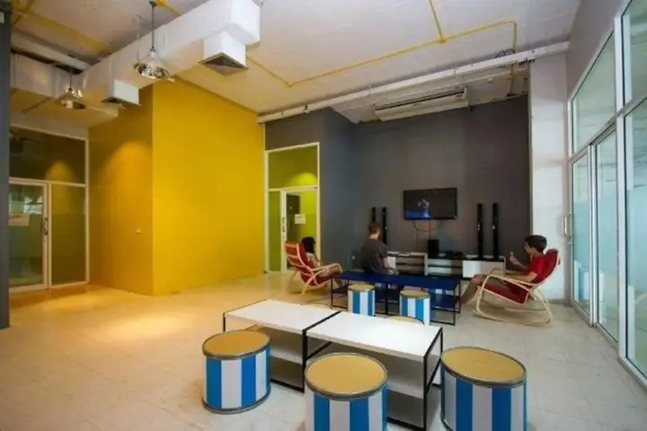 Кату: Kool Backpacker Hostel