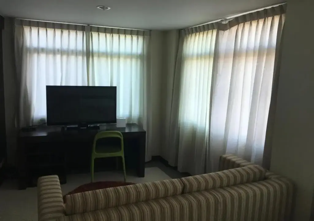 Фрае: huern che ta one