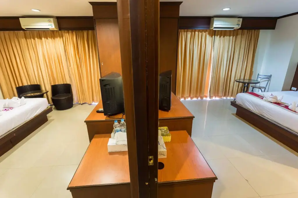 Кату: Sharaya Patong Hotel