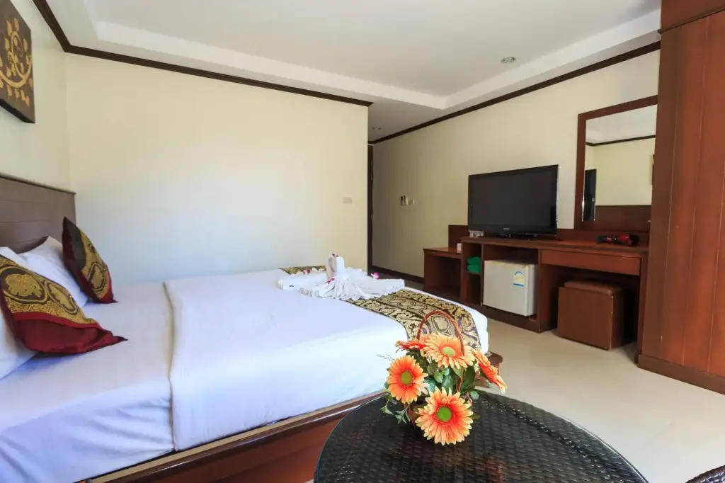Кату: Sharaya Patong Hotel