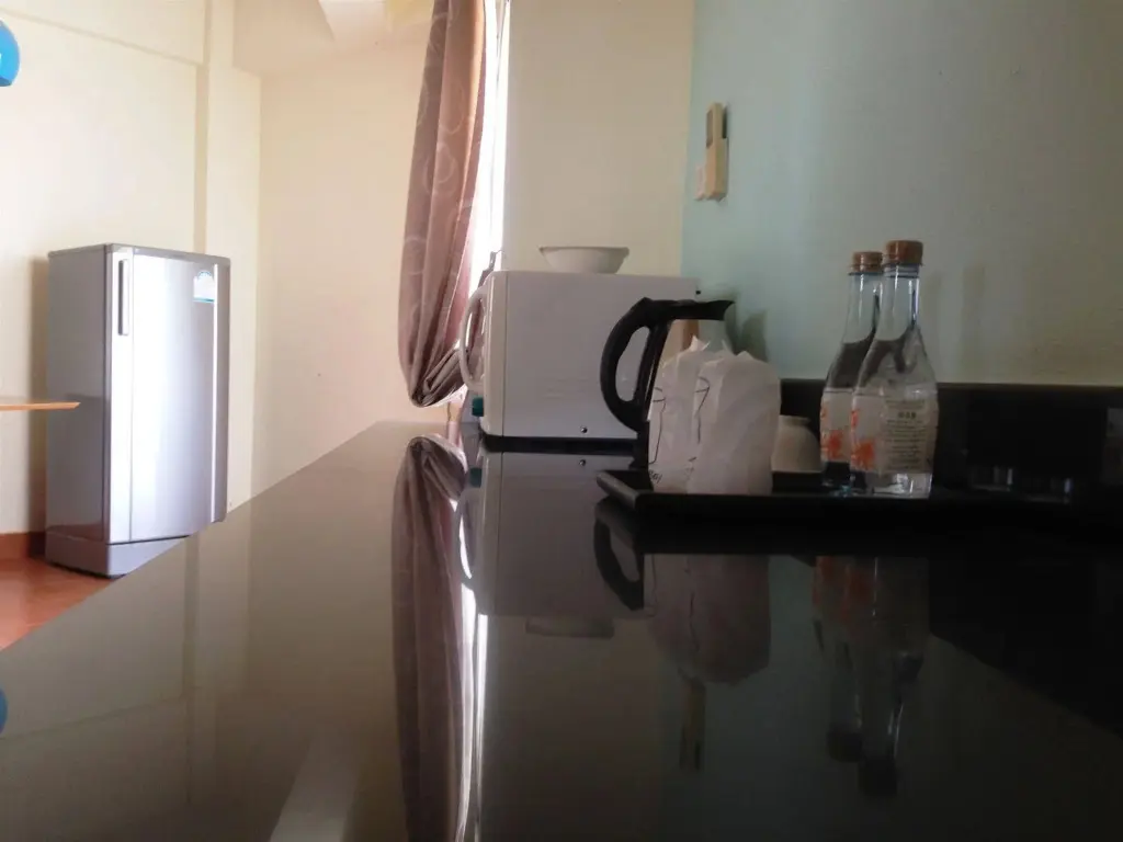 Чонбури: Yanadin Service Apartment