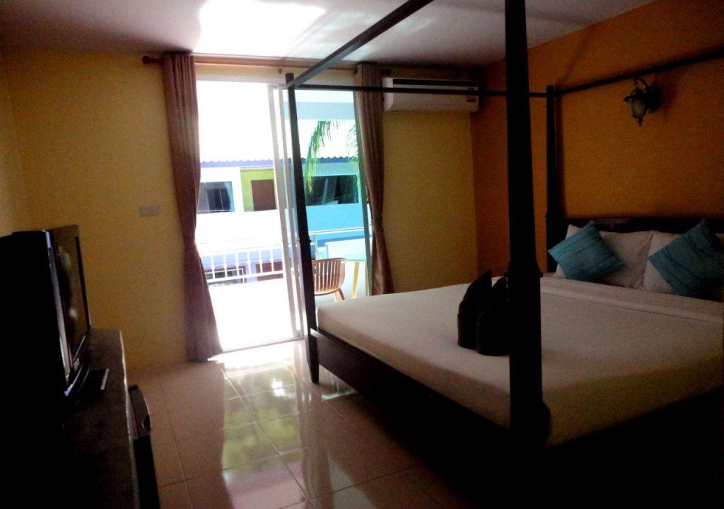 Phi Phi Don Chukit Resort — фото 1