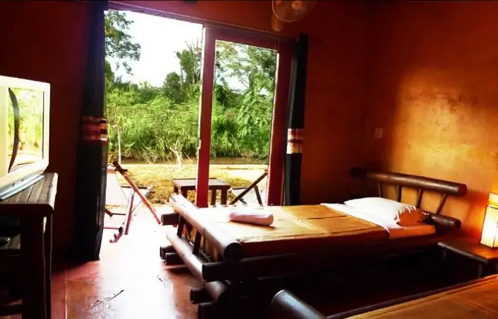 Чианграй: Akha River House