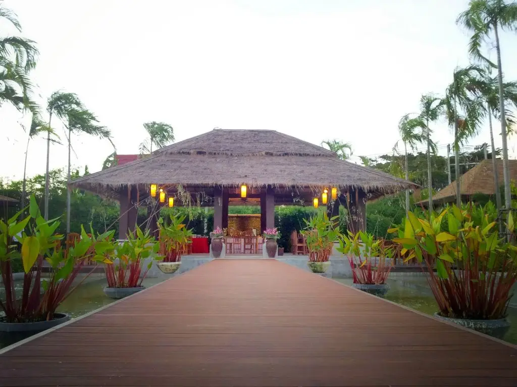 Муанг: Modern Thai Villa