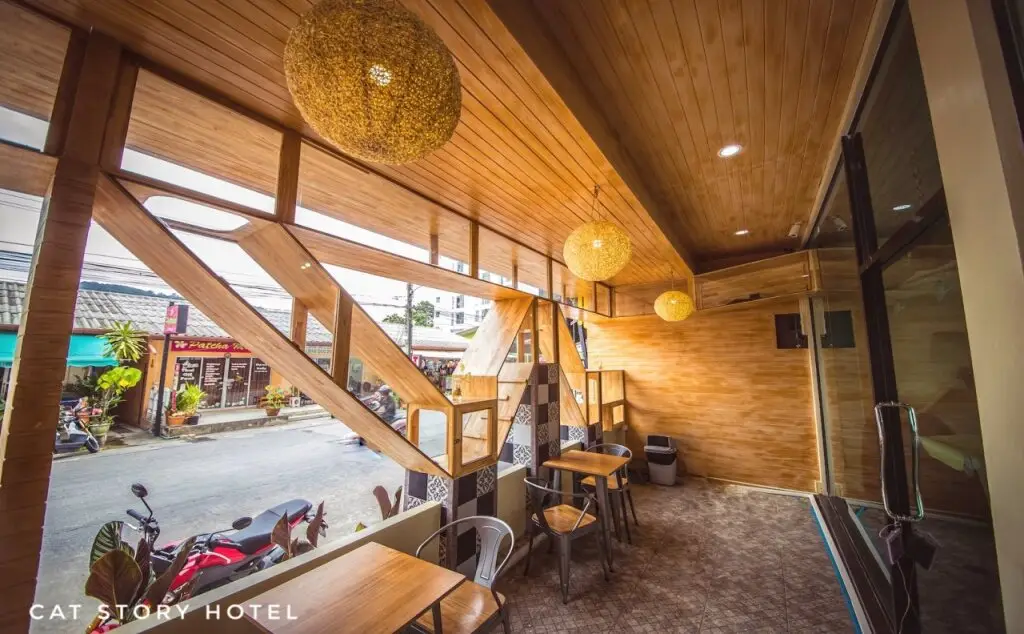 Кату: The Silk View Hotel