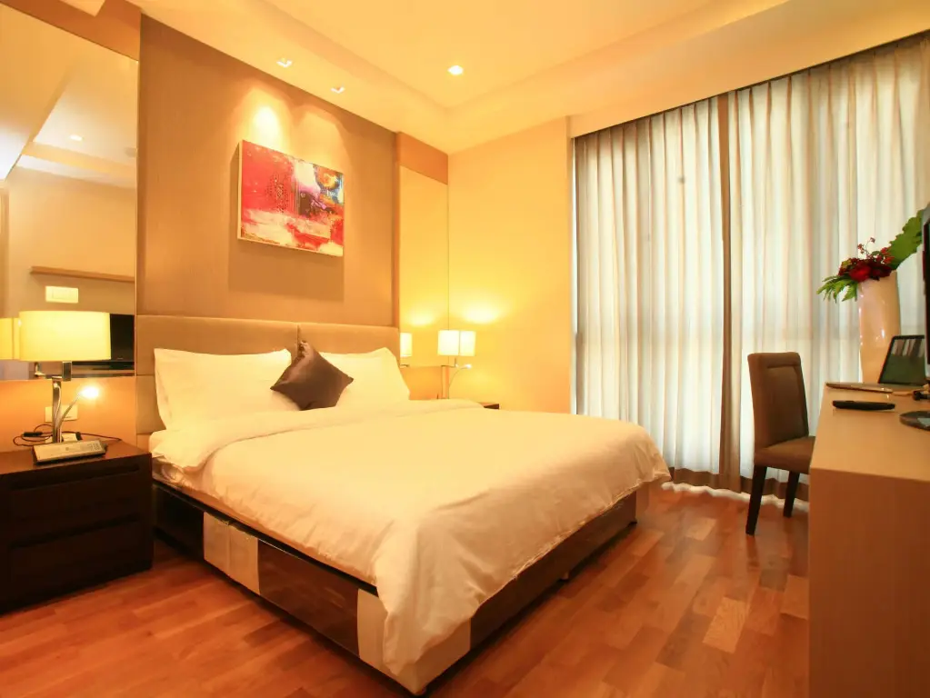 Бангкок: 39 Boulevard Executive Residence