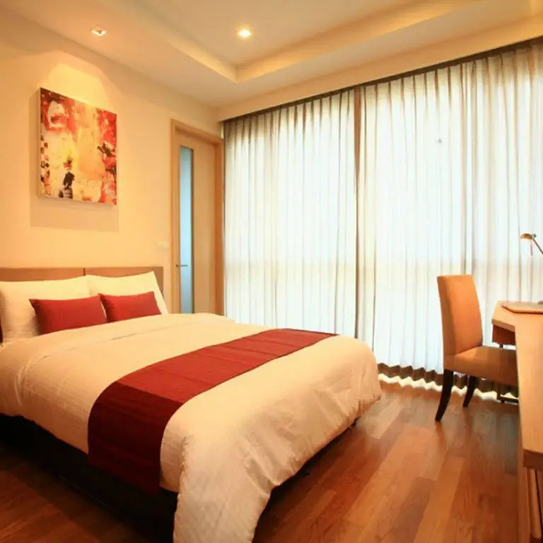 Бангкок: 39 Boulevard Executive Residence