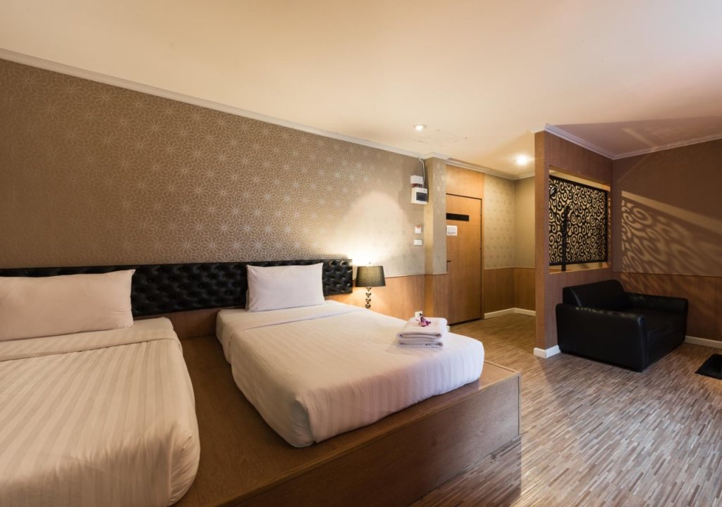 Бангкок: Q Hotel