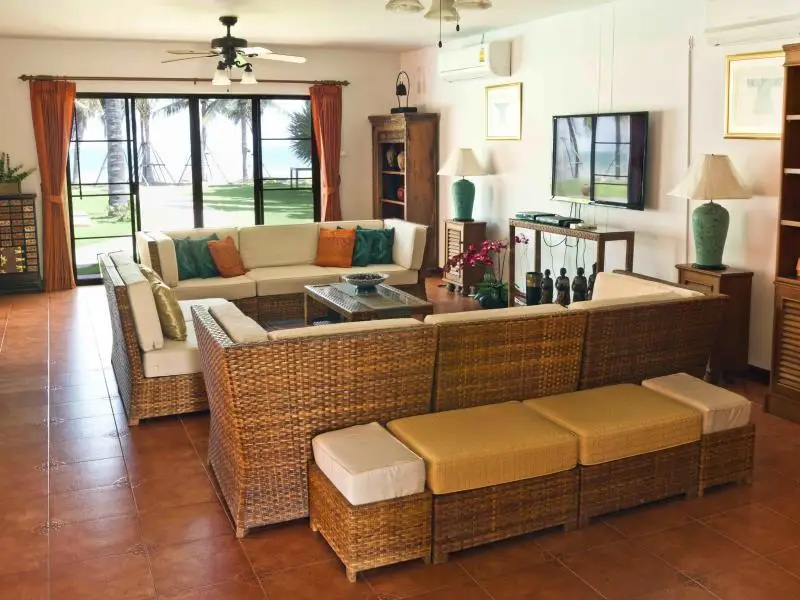 Сам-Рои-Йот: Villa Espana