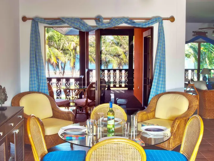 Сам-Рои-Йот: Villa Espana